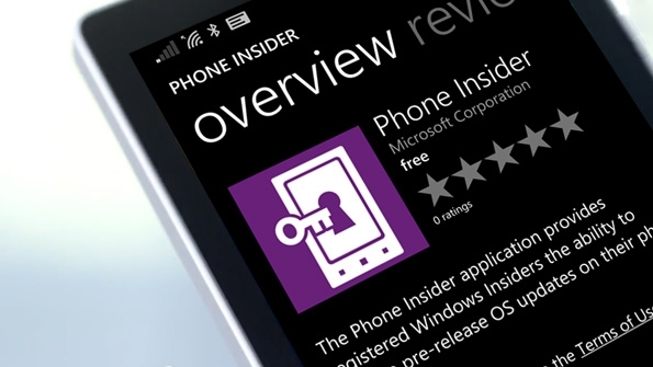 Приложение Phone Insider на экране телефона